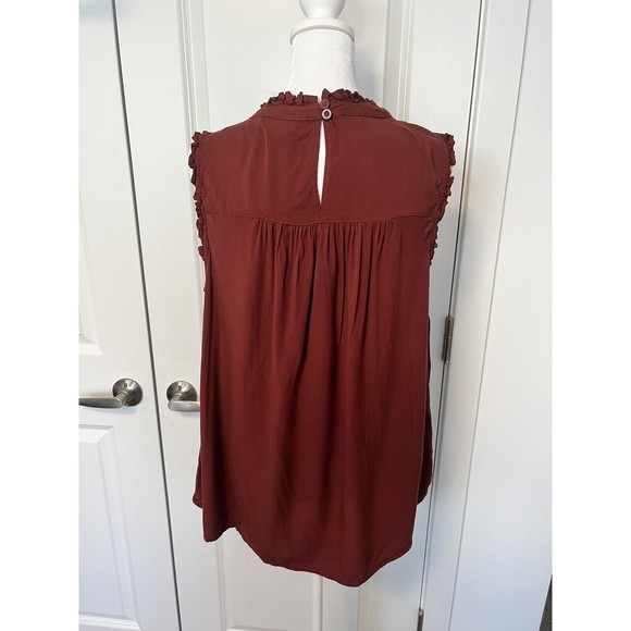 Torrid Women’s Size 1X Rayon Twill Ruffle Trim Mock Neck Tank - Picture 6 of 9